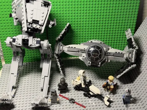 LEGO Star Wars Lot Pilots Scout Bike Inquisitor + Tie 75082 & ATST 75153 Sets