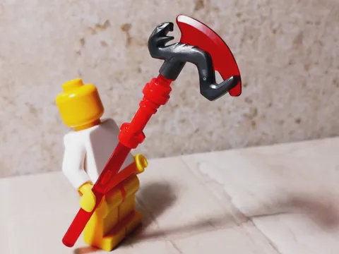New LEGO Serpent Weapon Axe Long Handle Translucent Clear SNAKE Pearl  Weapon