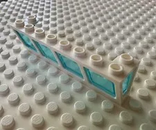 LEGO Window 2 x 8 x 2 Boat with Trans-Light Blue Glass (89648 / 89649) 89648c02