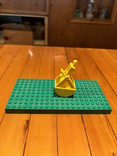 LEGO Yellow Crane Bucket With Spring