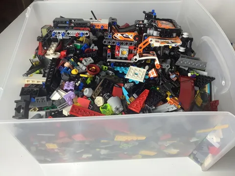 LEGO Mega Bloks Building Bricks Pieces Mixed Bulk Lot Over 8 Pounds LBS SEE DESC