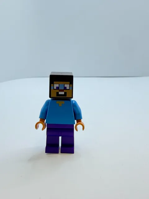 Lego Minecraft Steve (Nougat) Minifigure min160