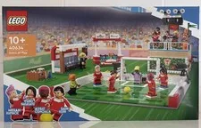 LEGO Icons of Play Football (40634) 899pcs (10+) Limited Edition Retired