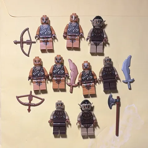 LEGO Minifigure Lot w/ Weapons Accessories lord of the rings the hobbit orcs