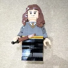 LEGO Hermione Granger Brick-Built Minifigure w/ Wand Gray Outfit Harry Potter