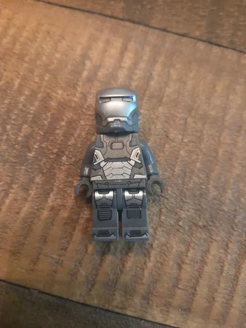 Lego Marvel War Machine Dark Bluish Gray & Silver armor 