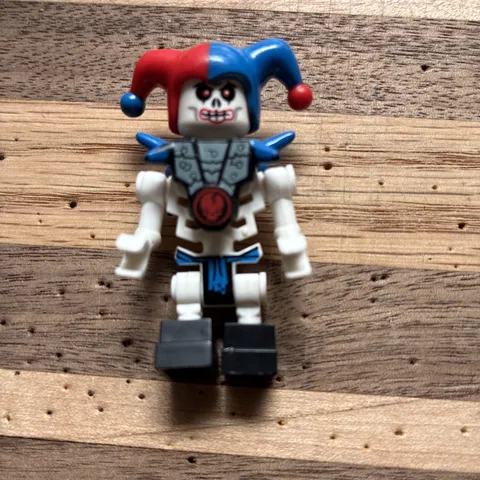 LEGO Ninjago Krazi Jester skeleton minifigure  2260