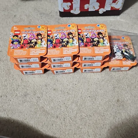 LEGO Minifigures Series 29  Complete Set of 12