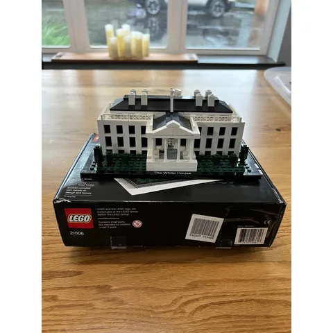 LEGO Architecture The White House 21006 White Landmark Building Set One Size