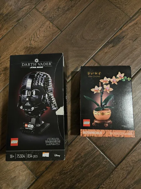 LEGO Star Wars: New Darth Vader Helmet (75304) & Botanicals Mini Orchid (10343)