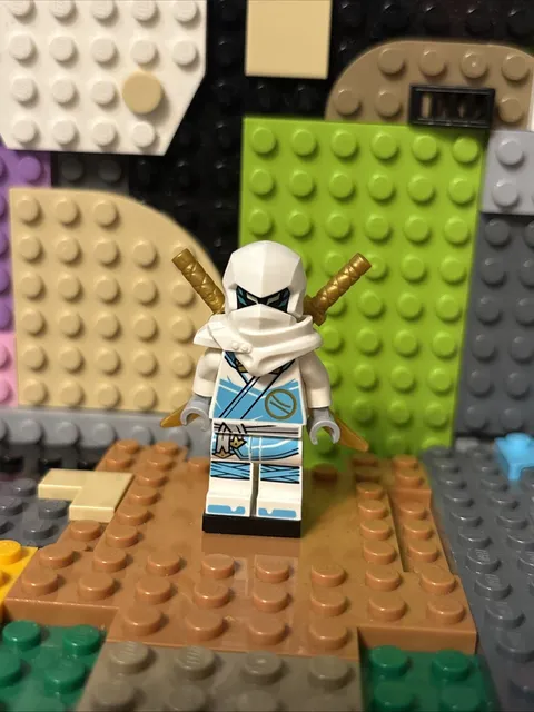 LEGO: Ninjago Zane Dragons Rising Tunic Hood (njo0819)