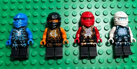 LEGO NINJAGO Airjitzu Minifigure lot. Kai Jay Zane Cole