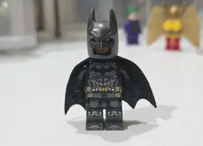 LEGO Minifigures  Batman, Pearl Dark Gray Armor sh0535
