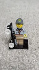LEGO Street Skater minifigure CMF Series 4 8804
