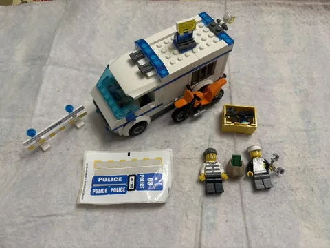 LEGO City: Prisoner Transport (7286) - 100% Complete