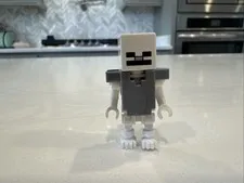 LEGO Minecraft Cube Skull Skeleton Minifigure with Armor