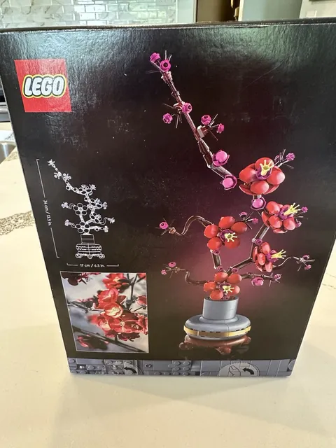 LEGO Botanicals Plum Blossom 10369 Building Set 327pcs Display Stand 18+