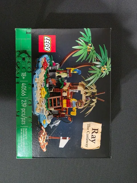 LEGO Ideas: Ray the Castaway (40566)
