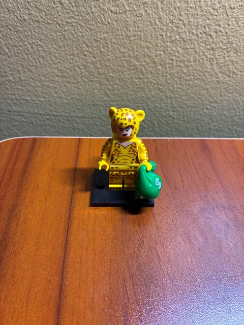 Lego Cheetah Minifigure - DC Super Heroes Collectible Minifigures