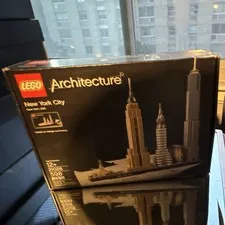 LEGO Architecture Skylines New York City 21028 Complete Set 598 pcs 12+