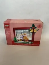 NWOT LEGO 8+ 40702 209PCS Christmas Picture Frame Limited Edition Holiday Set