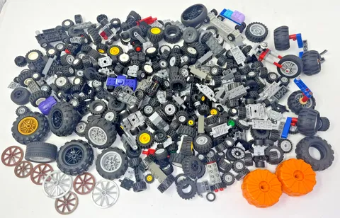 LEGO LOT OF ASSORTED TIRES AND AXLES 2 LB. 13 OZ.
