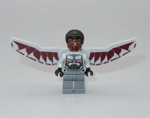 LEGO Falcon Captain America Super Civil War Heroes minifigure 76050