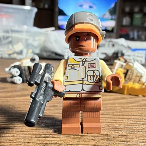 Set 75153 LEGO Star Wars Rebel Trooper minifigure (Lieutenant Sefla)