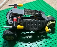 LEGO Teenage Mutant Ninja Turtles: Stealth Shell in Pursuit (79102) vehicle