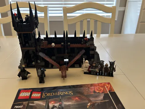 LEGO The Lord of the Rings: Battle at the Black Gate (79007)