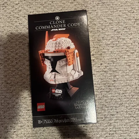 LEGO Star Wars Clone Commander Cody Helmet 75350 Sealed Box