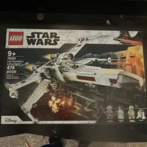 LEGO Star Wars 75301 Luke Skywalker's X-Wing Fighter 474 pcs Set (9+)