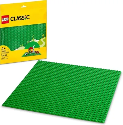 LEGO Classic Green Baseplate, Square 32x32 Stud Foundation to Build, Play, and D