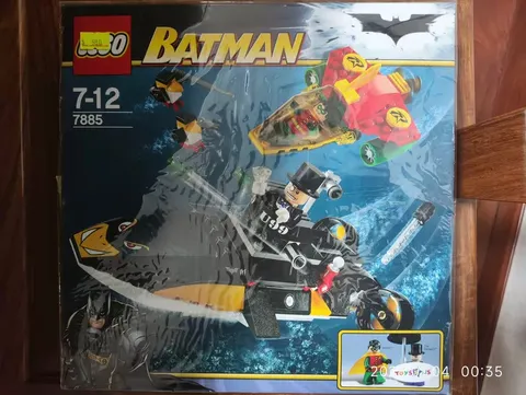 7885 ROBIN'S SCUBA JET: ATTACK OF THE PENGUIN batman lego set factory sealed NEW