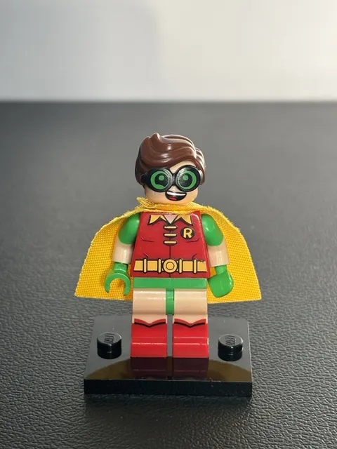 LEGO 70902 Lego Batman Movie: Robin Minifigure