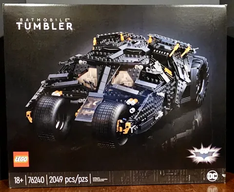 LEGO DC Comics Super Heroes Batmobile Tumbler (76240) New & Factory Sealed