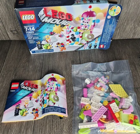 LEGO The LEGO Movie 70803 - Cloud Cuckoo Palace - Incomplete Set w/Minifigures