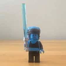 LEGO Minifigure Aayla Secura (sw0833) with Lightsaber