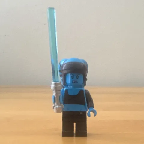 LEGO Minifigure Aayla Secura (sw0833) with Lightsaber