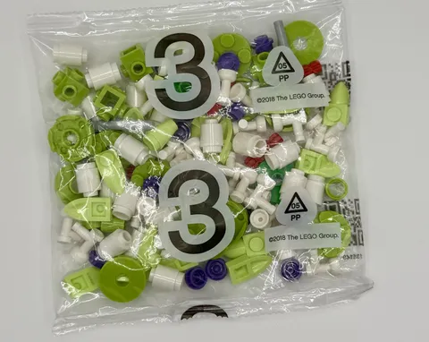 LEGO New Sealed Bag Lime/White, City/Town Parts inv.641