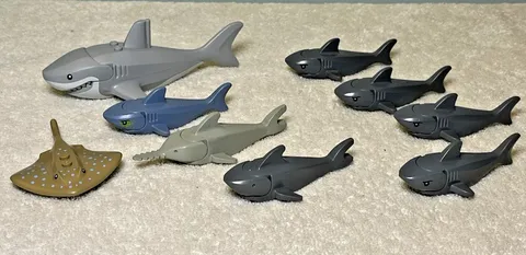 LEGO Sea Creatures Lot Sharks Great White Shark Sawfish Stingray Figures
