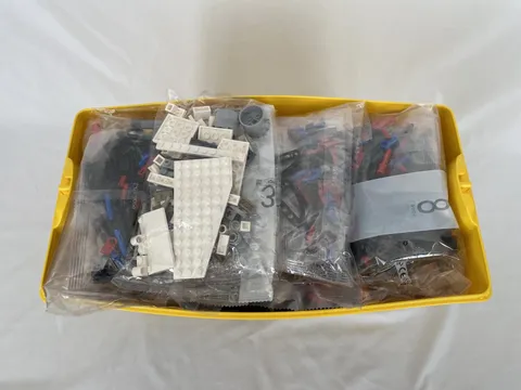 7 lb Genuine LEGO Bulk Lot Mixed Bricks Parts Pieces w/LEGO Classic Storage Box