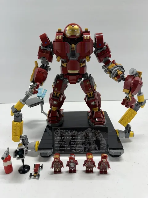 LEGO Marvel: The Hulkbuster: Ultron Edition (76105) Read Description