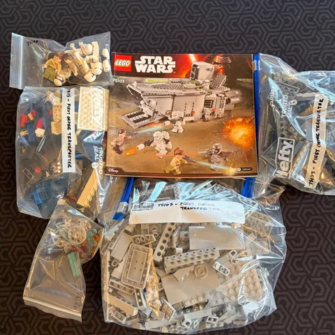 LEGO Star Wars: First Order Transporter - 75103 - 100% Complete w/ Instructions