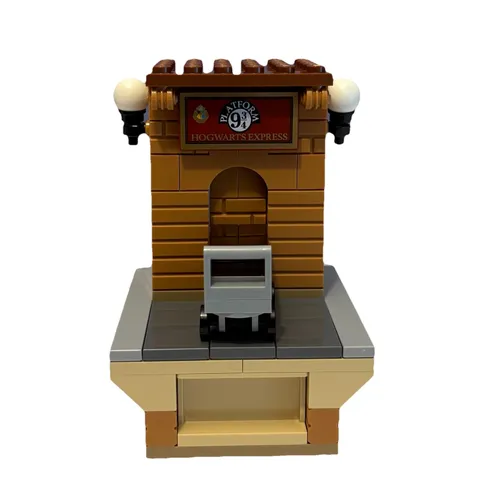 Lego Harry Potter Platform 654140 Barnes Noble 9 3/4 Manual Bag Complete