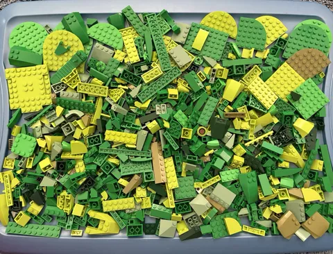 Lego 675pcs Bulk Lot Lime Sand Green Plates Bricks SlopesSpecialty Parts Pieces