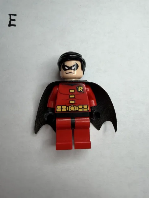 NEW LEGO - Figure - Super Heroes - Robin w/ Black Cape - set 6857 6860 30166