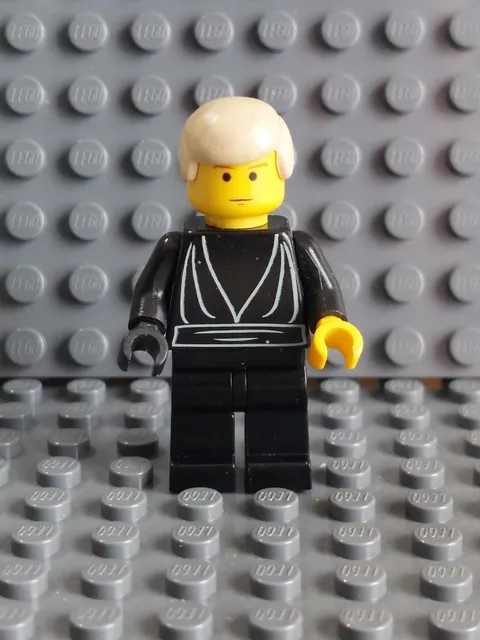 Lego Star Wars 7201 - Luke Skywalker Minifigure - Used