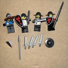 LEGO Retired Castle Knight Minifigure Lot King/Dragon Knights 