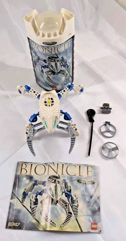 LEGO BIONICLE: Visorak Suukorak (8747) Complete With Instructions And Canister
